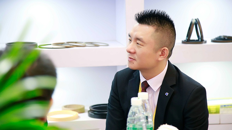 東晟密封總經(jīng)理胡燕林先生