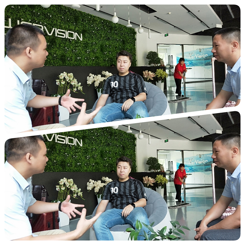 東晟密封技術(shù)總監(jiān)跟客戶會談