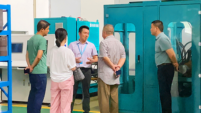 0-1生產(chǎn)車間東晟密封件現(xiàn)場(chǎng)